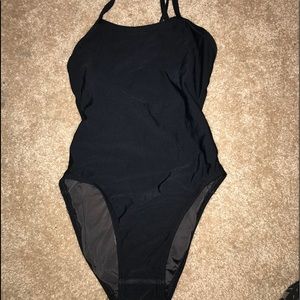 Jolyn one piece size 28